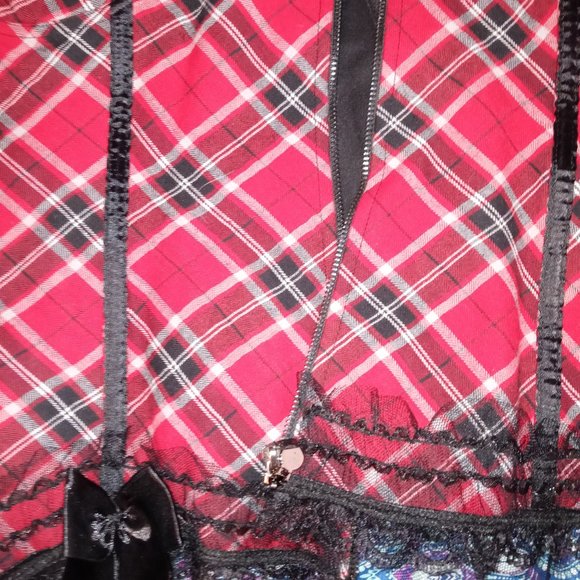 Red and Black Plaid Corset - Picture 5 of 6